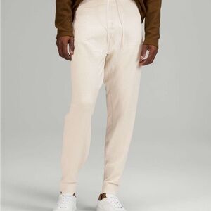Lululemon Engineered Warmth Joggers Size M